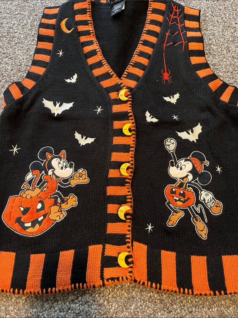 Her universe Disney Halloween sweater vest - Picture 3 of 3
